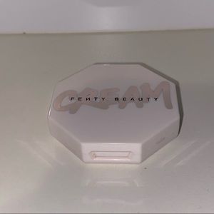Fenty Beauty Cheeks out cream blush